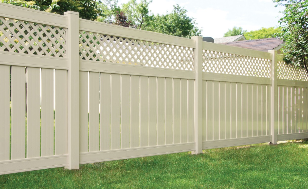 Beautiful and durable fence construction in Muncie, IN